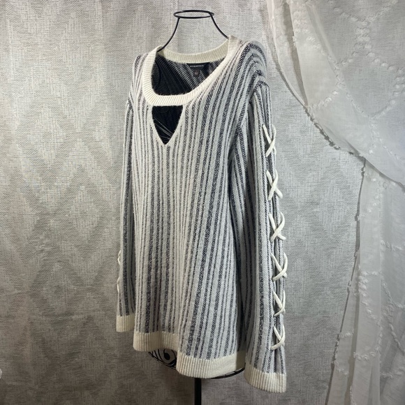 Rock & Republic striped fuzzy sweater size XL - Picture 6 of 8
